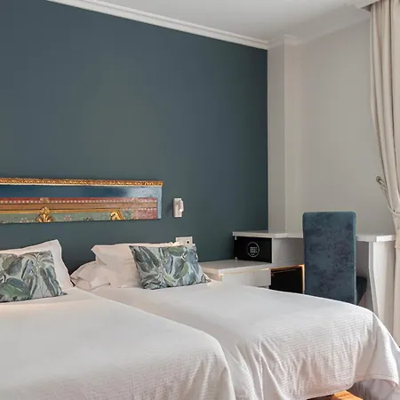 Monumento Convento De San Benito 호텔