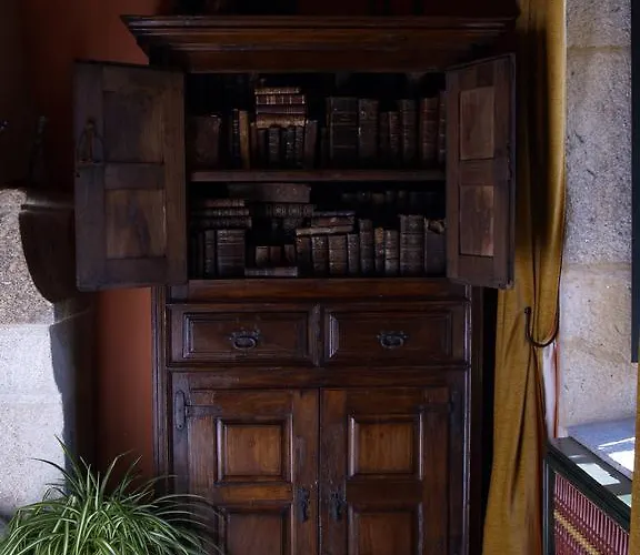 Monumento Convento De San Benito 호텔