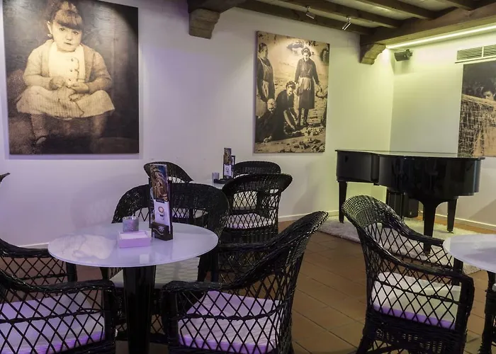 Monumento Convento De San Benito 아 과르다